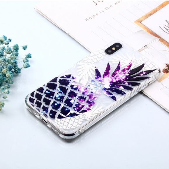 Accessories - iPhone XR Purple Pineapple case